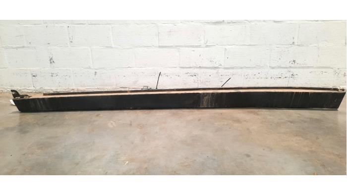 Door sill left BMW X2