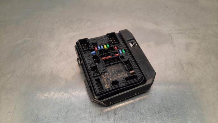 Fuse box Renault Captur