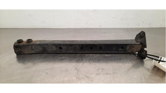 Front part support Renault Captur