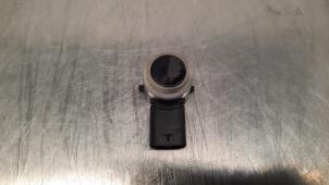 Gebruikte PDC Sensor Peugeot 2008 (UD/UK/UR/US/UX) 1.5 BlueHDi 110 Prijs € 24,20 Inclusief btw aangeboden door Autohandel Didier