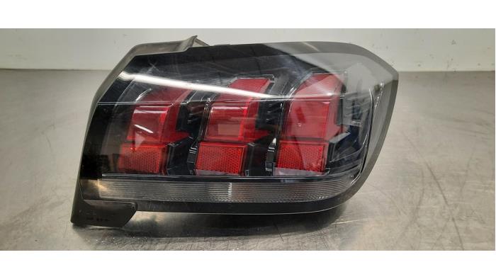 Taillight, right Peugeot 208