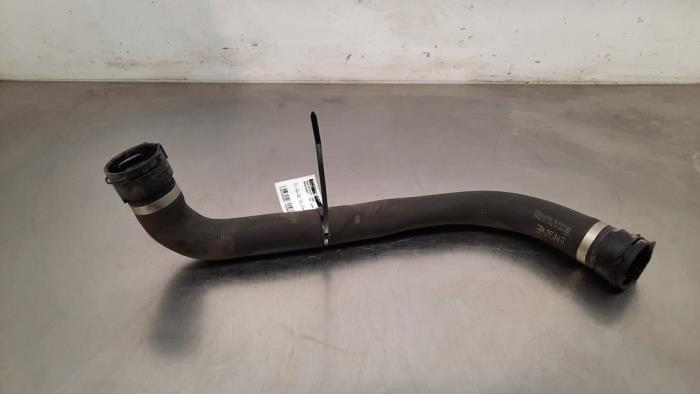 Radiator hose Mercedes Vito