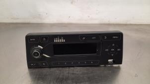 Gebruikte Radiobedienings paneel Citroen Berlingo 1.5 BlueHDi 130 Prijs € 102,85 Inclusief btw aangeboden door Autohandel Didier