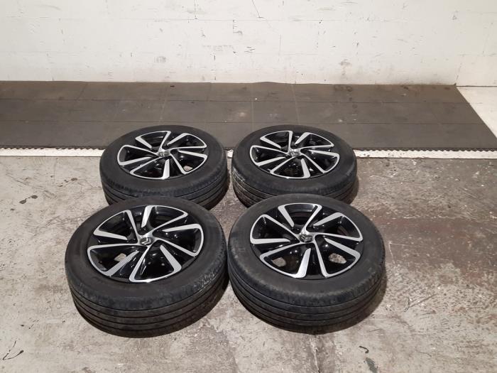 Set of wheels + tyres Citroen Grand C4 Space Tourer