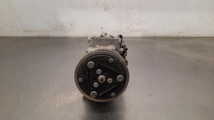 Air conditioning pump Renault Clio