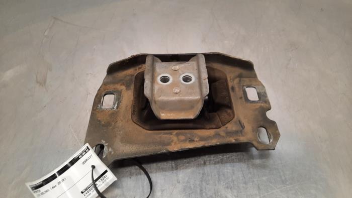 Engine mount