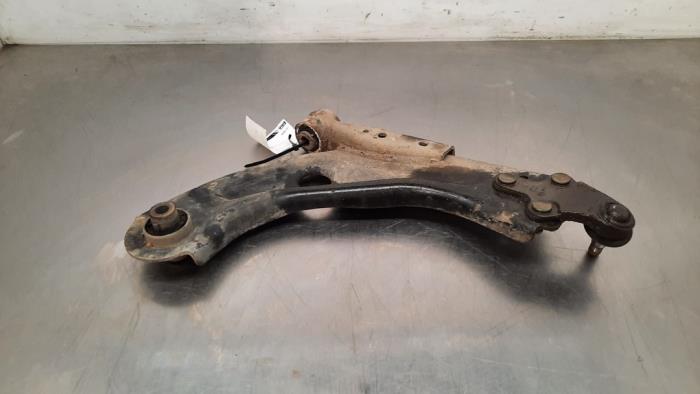 Front wishbone, left Peugeot 508