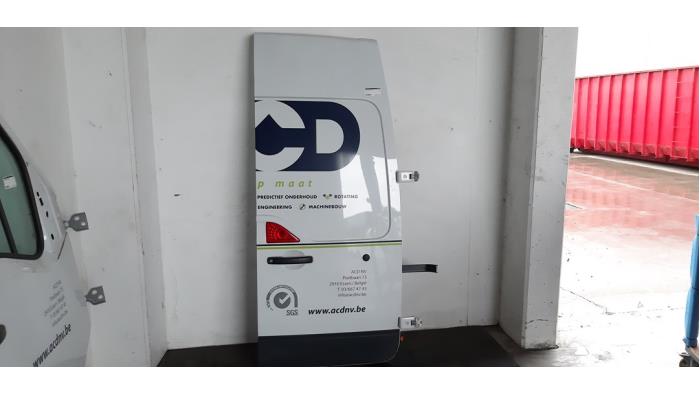 Minibus/van rear door Nissan Interstar