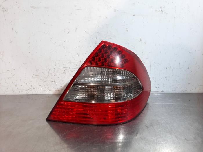 Taillight, right Mercedes E-Klasse