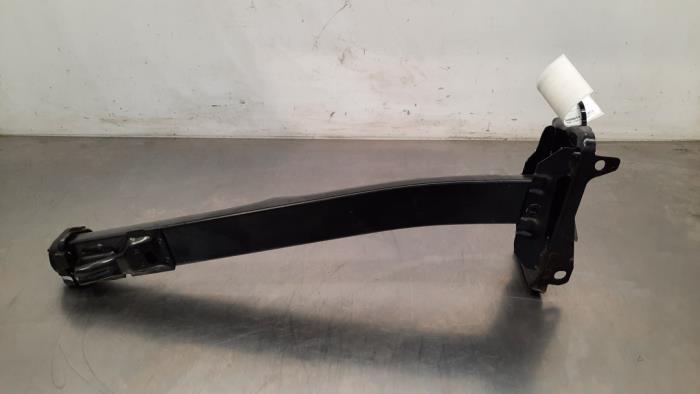 Front part support Peugeot 408