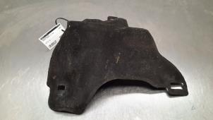 Gebruikte Afdekplaat motor Peugeot Partner (EA//EF/EN/EU) 1.5 BlueHDi 75 Prijs € 30,25 Inclusief btw aangeboden door Autohandel Didier