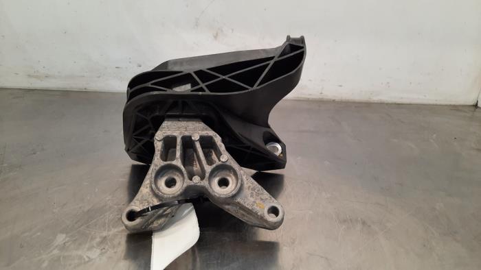 Support moteur Peugeot 5008