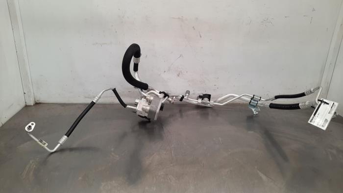 Condensateur clim Peugeot 5008