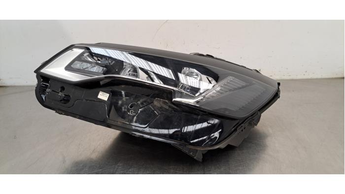 Phare gauche Peugeot 5008