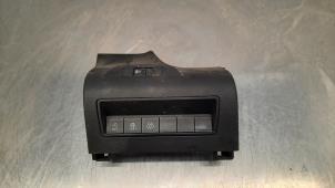 Gebruikte ESP Schakelaar Citroen Berlingo Multispace 1.5 BlueHDi 100 Prijs € 30,25 Inclusief btw aangeboden door Autohandel Didier