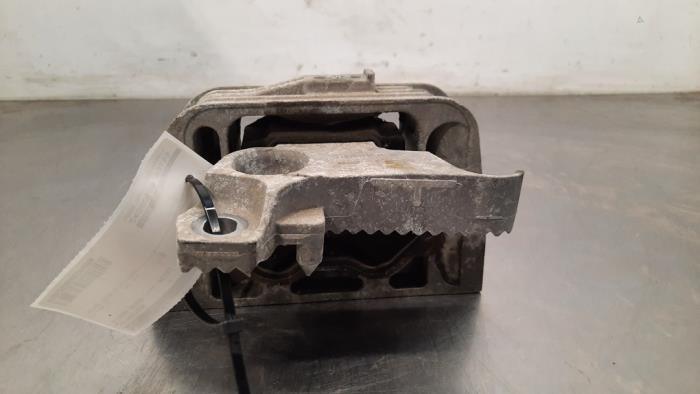 Support moteur Nissan NV400