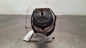 Gebruikte Motorrubber Aston Martin Vantage 4.3 V8 32V Prijs € 266,20 Inclusief btw aangeboden door Autohandel Didier