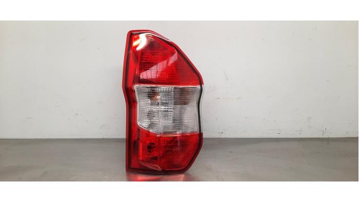 Feu arrière gauche Ford Transit Courier