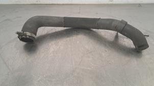 Gebruikte Intercooler Slang Ford Transit Courier 1.0 Ti-VCT EcoBoost 12V Prijs € 42,35 Inclusief btw aangeboden door Autohandel Didier