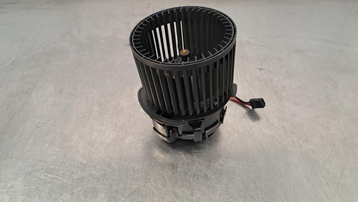 Moteur de ventilation chauffage Peugeot 408