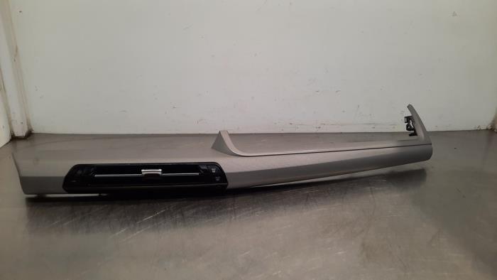Grille aération tableau de bord BMW X1