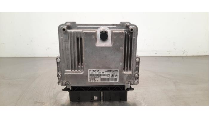 Ordinateur gestion moteur Peugeot 5008
