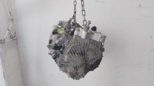 Gebruikte Versnellingsbak Jeep Compass II (MP) 1.6 D 16V Multijet II Prijs € 592,90 Inclusief btw aangeboden door Autohandel Didier