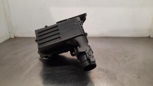 Gebruikte Luchtfilterhuis Volkswagen Golf Sportsvan (AUVS) 1.6 TDI BMT 16V Prijs € 54,45 Inclusief btw aangeboden door Autohandel Didier