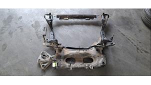 Gebruikte Subframe Renault Austral 1.2 E-Tech Hybrid 200 Prijs € 695,75 Inclusief btw aangeboden door Autohandel Didier