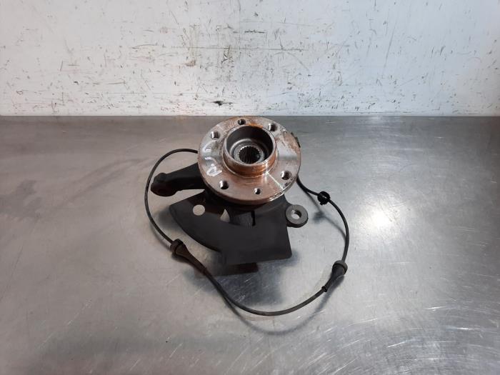 Joint avant droit Nissan Micra