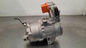 Gebruikte Aircopomp Renault Austral 1.2 E-Tech Hybrid 200 Prijs € 665,50 Inclusief btw aangeboden door Autohandel Didier