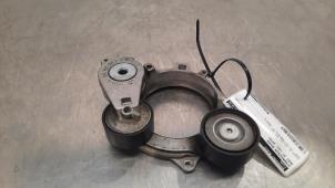 Gebruikte Dynamosteun boven Audi A7 Sportback (4KA) 2.0 40 TDI Mild Hybrid Quattro Prijs € 133,10 Inclusief btw aangeboden door Autohandel Didier