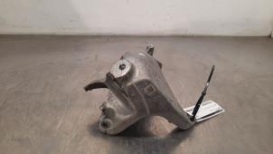 Gebruikte Motorsteun Audi A7 Sportback (4KA) 2.0 40 TDI Mild Hybrid Quattro Prijs € 54,45 Inclusief btw aangeboden door Autohandel Didier