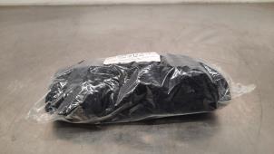 Gebruikte Bagagenet Skoda Karoq 1.6 TDI 16V Prijs € 54,45 Inclusief btw aangeboden door Autohandel Didier