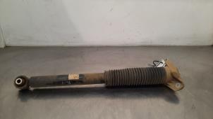 Gebruikte Schokbreker links-achter Hyundai Tucson (TL) 1.6 CRDi 16V 136 Prijs € 54,45 Inclusief btw aangeboden door Autohandel Didier