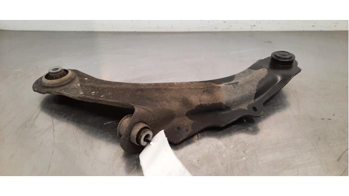 Bras de suspension avant droit Renault Captur