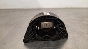 Gebruikte Motorsteun Renault Zoé (AG) R135 Prijs € 42,35 Inclusief btw aangeboden door Autohandel Didier