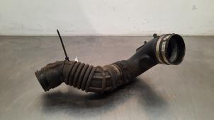 Gebruikte Intercooler Buis Maserati Levante 3.0 S Biturbo V6 24V Prijs € 66,55 Inclusief btw aangeboden door Autohandel Didier