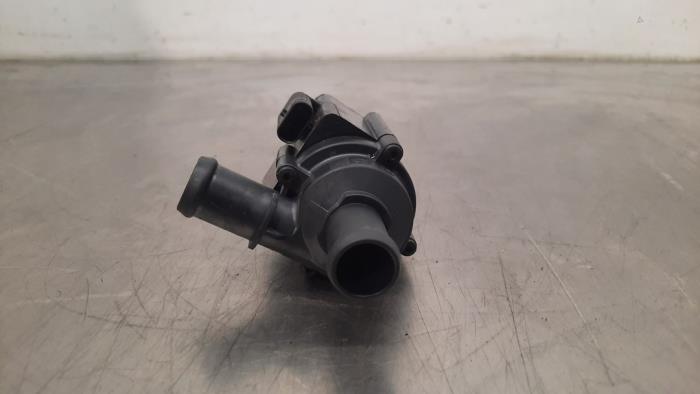 Pompe à eau supplémentaire Audi A6