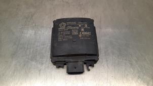 Gebruikte Radar sensor Maserati Levante 3.0 S Biturbo V6 24V Prijs € 296,45 Inclusief btw aangeboden door Autohandel Didier