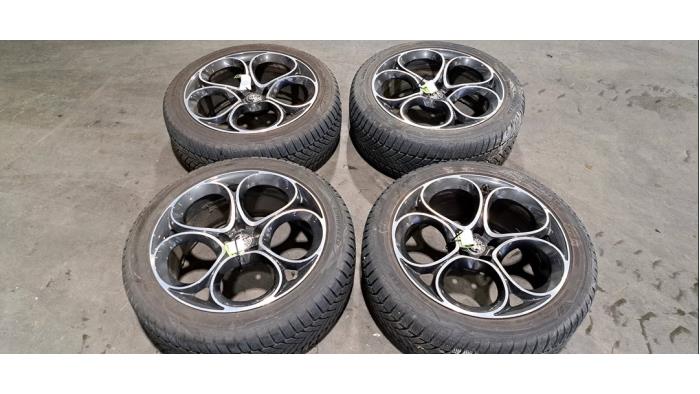 Kit jantes + pneumatiques Alfa Romeo Stelvio