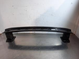 Gebruikte Bumperbalk achter Mercedes A (177.0) 1.3 A-250 e Turbo 16V Prijs € 133,10 Inclusief btw aangeboden door Autohandel Didier