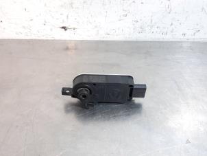 Gebruikte Koelvin module Mercedes A (177.0) 1.3 A-250 e Turbo 16V Prijs € 48,40 Inclusief btw aangeboden door Autohandel Didier