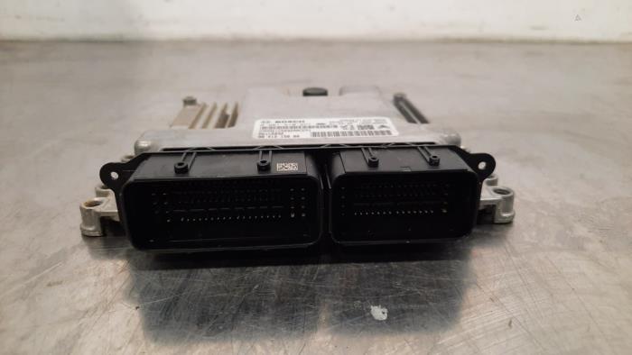 Ordinateur gestion moteur Peugeot 208