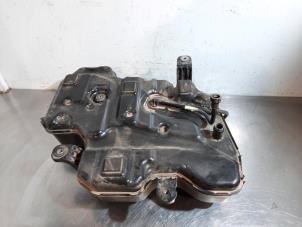 Gebruikte Tank adblue BMW 2 serie Gran Tourer (F46) 216d 1.5 TwinPower Turbo 12V Prijs € 399,30 Inclusief btw aangeboden door Autohandel Didier