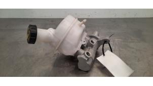 Gebruikte Hoofdremcilinder Ford Transit 2.0 TDCi 16V Eco Blue 130 Prijs € 66,55 Inclusief btw aangeboden door Autohandel Didier