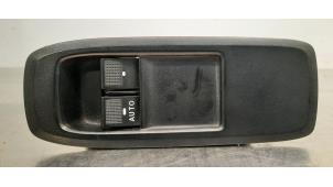 Gebruikte Combischakelaar ramen Ford Ranger 3.2 TDCI 20V 4x4 Prijs € 54,45 Inclusief btw aangeboden door Autohandel Didier