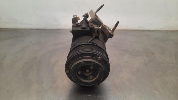 Pompe clim Ford Ranger