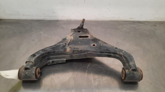 Bras de suspension avant droit Ford Ranger