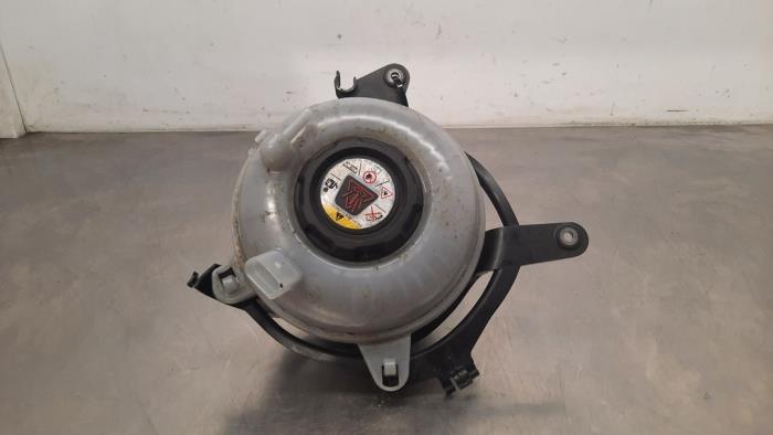 Réservoir d&#039;expansion Audi A6